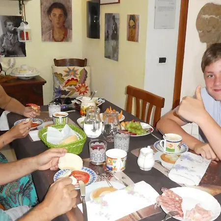 B&B Oliena Bed & Breakfast 3*