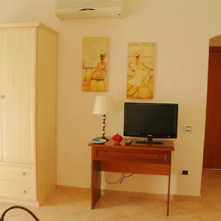 Bed and Breakfast B&B Oliena 3*