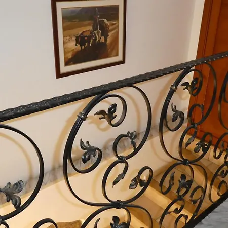 B&B Oliena 3* أوليينا